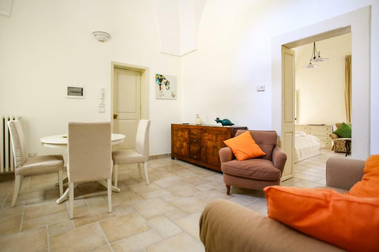 Palazzo Candido Suites & Apartments - Sit Apartment Lecce Bagian luar foto
