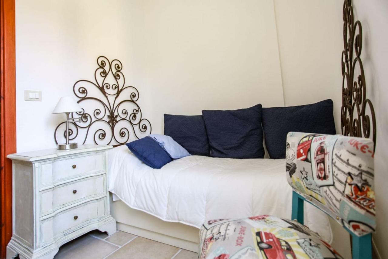 Palazzo Candido Suites & Apartments - Sit Apartment Lecce Bagian luar foto